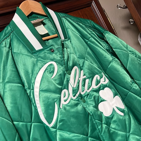 Hardwood Classics NBA Champions Boston Celtics Vintage Bomber Jacket 100% Nylon - Picture 3 of 8